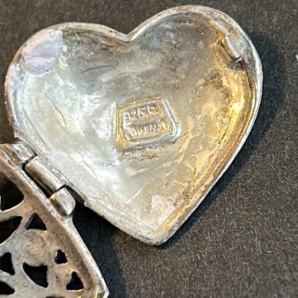 925  SILVER NECKLASE  WITH A HEART  WITH MARCASITES    HEARTH OPEN - Picture 10 of 15
